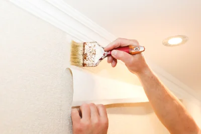 Pose de papier peint à Gommegnies — revêtements muraux et toiles de verre